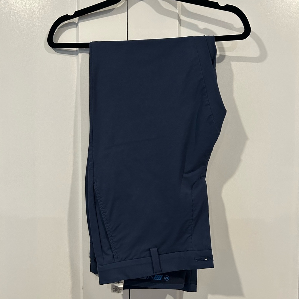 Vineyard Vines On the Go pants